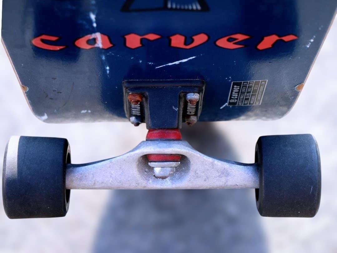 スケートボード Carver カーバー Griffin 35インチ 前スイング