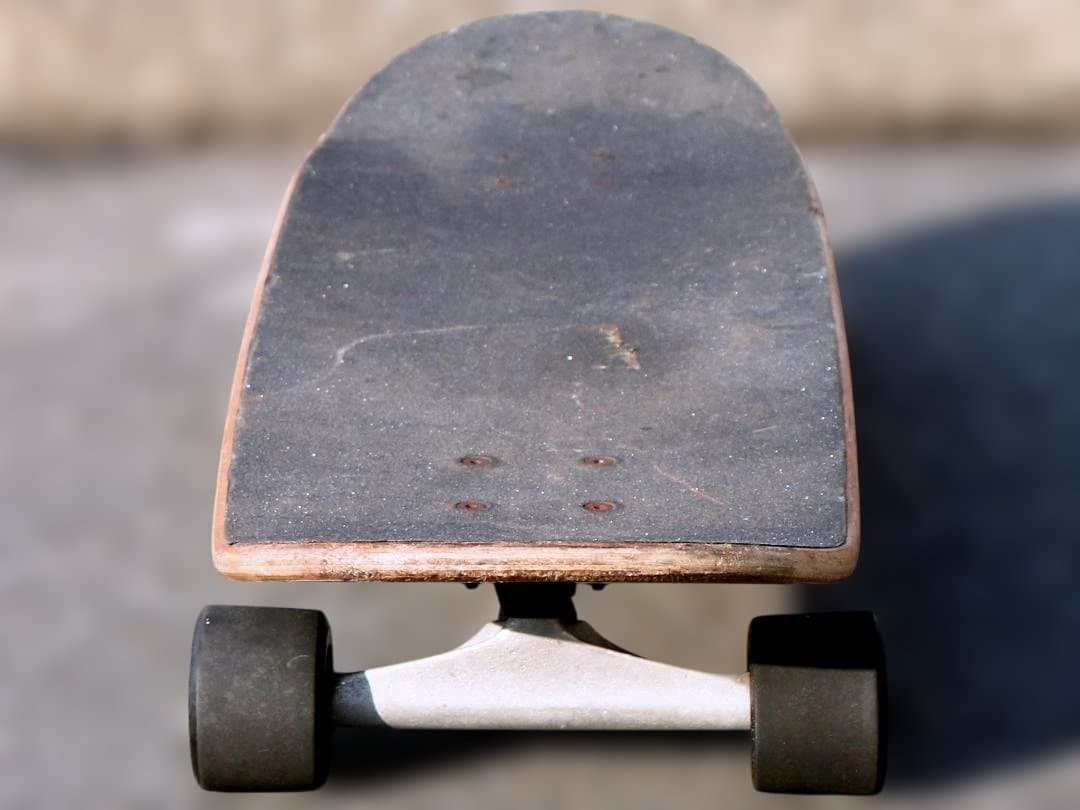 スケートボード Carver カーバー Griffin 35インチ 前スイング