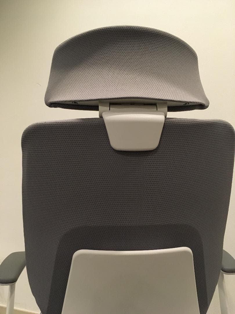 KOKUYO コクヨ オフィスチェア イング (ing) 　ヘッドレスト付タイプ