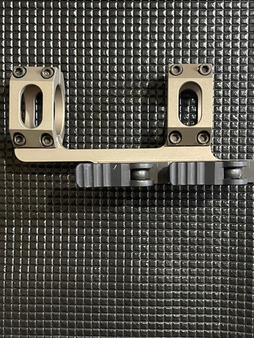 「実物」 noveske American Defense スコープマウント