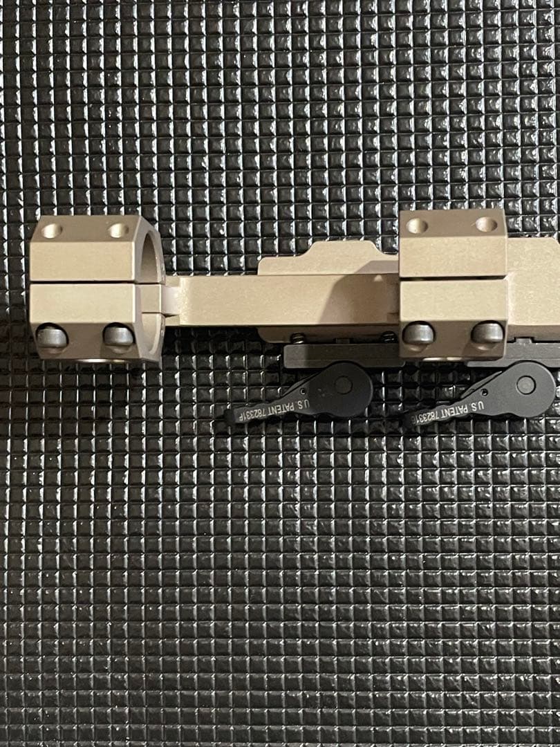 「実物」 noveske American Defense スコープマウント