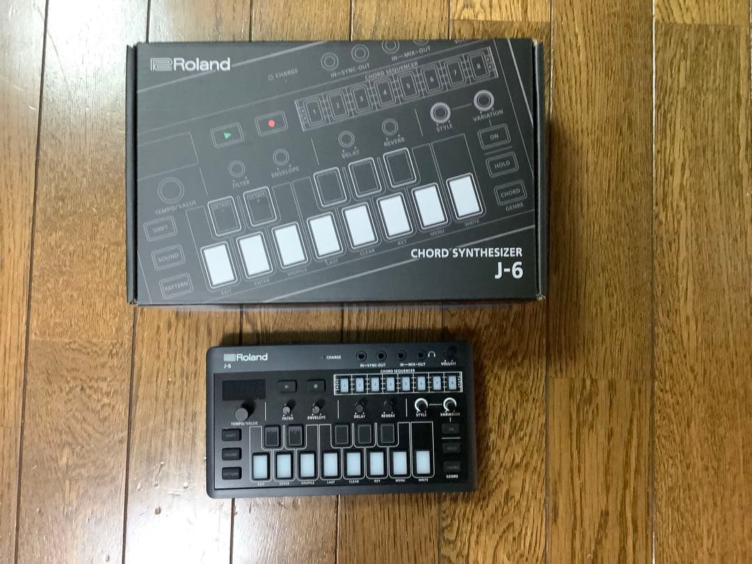 Roland J-6 コードシンセサイザー