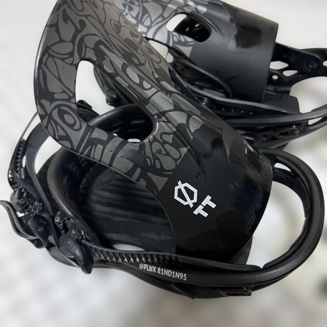 FLUX TT スノーボードビンディング 黒/グレー