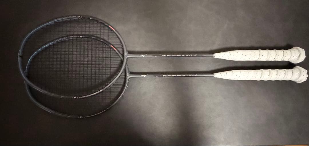 ミズノ　アクロフォース100