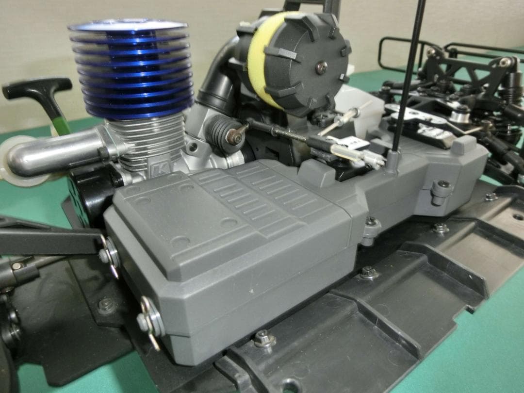 デァゴスティニハマーHUMMER H1 【エンジンRCカー】組み立て完成品