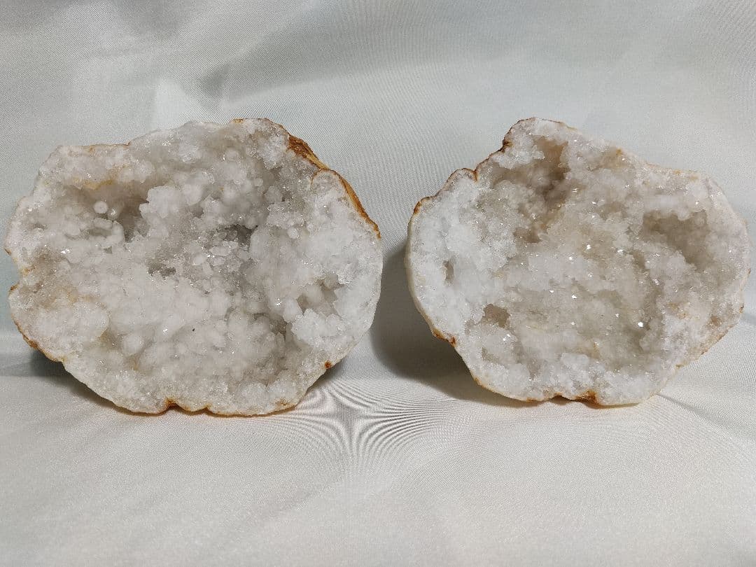 パワーストーン　天然石　原石　ジオード　ペア　1,346g　No.367