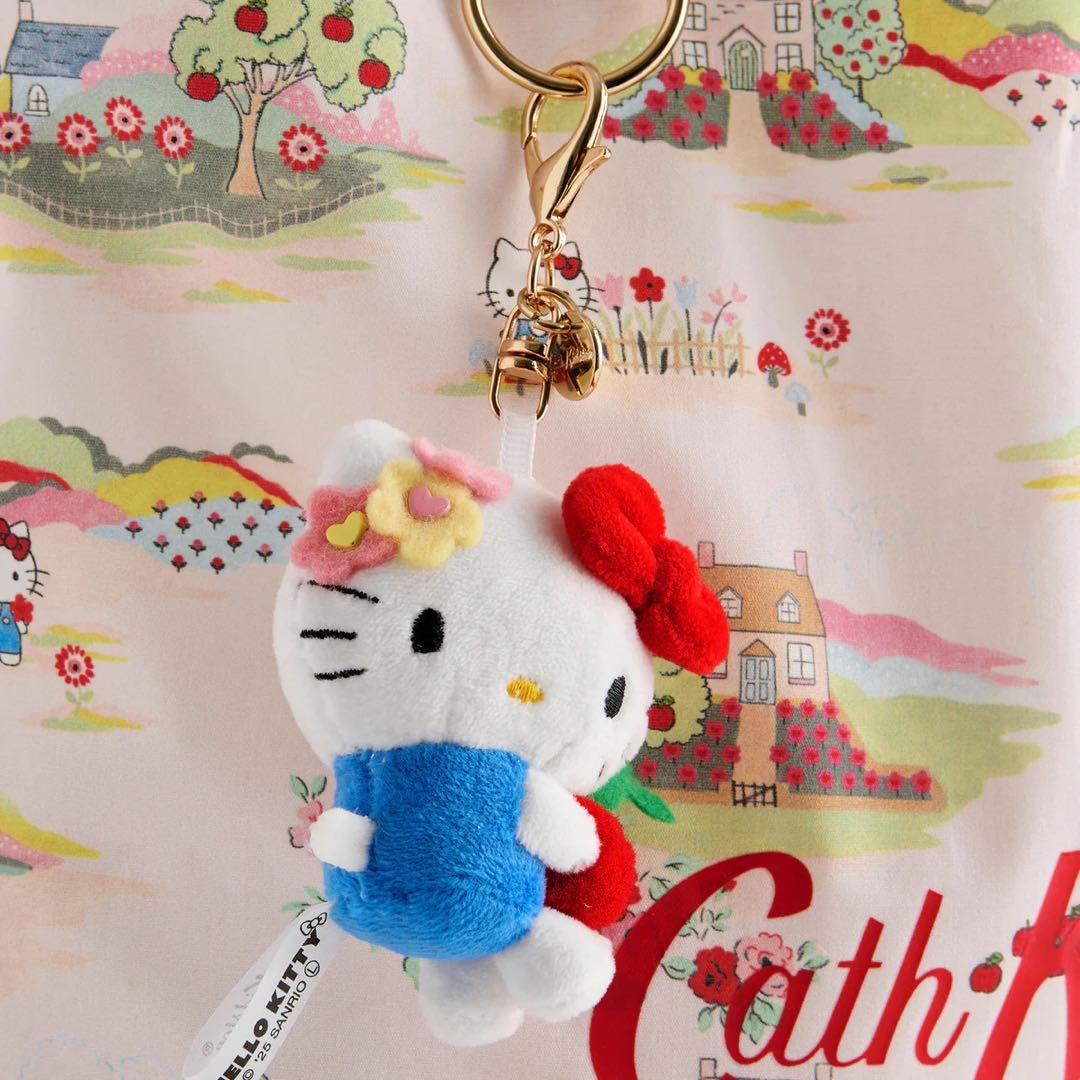 【新品】Cath Kidston × Hello Kitty ティッシュポーチ