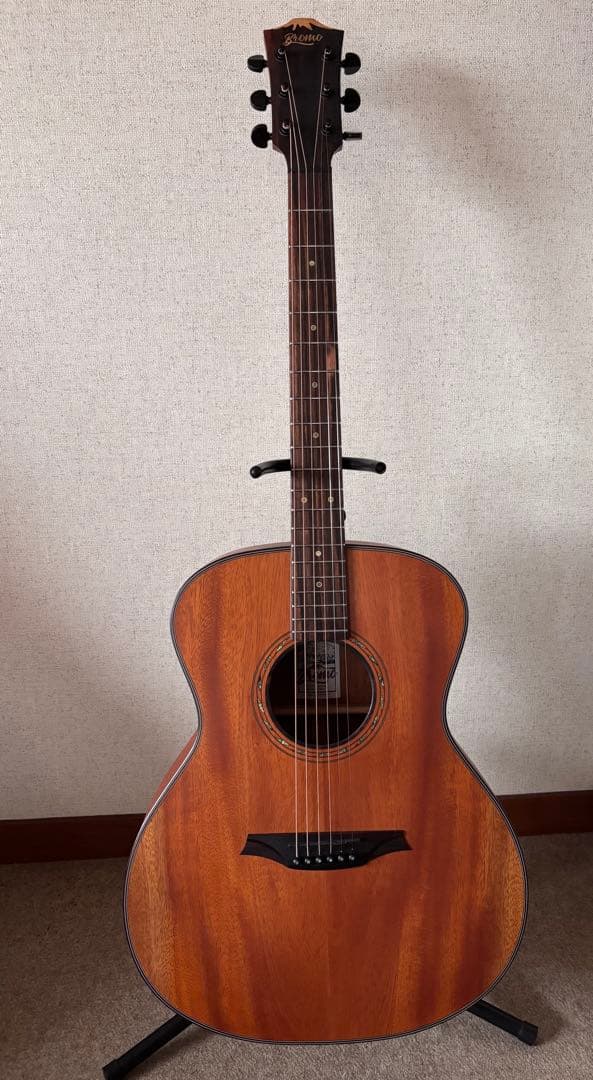 トップ単板 オールマホガニー　Bromo BAT2M トリプルオーサイズ