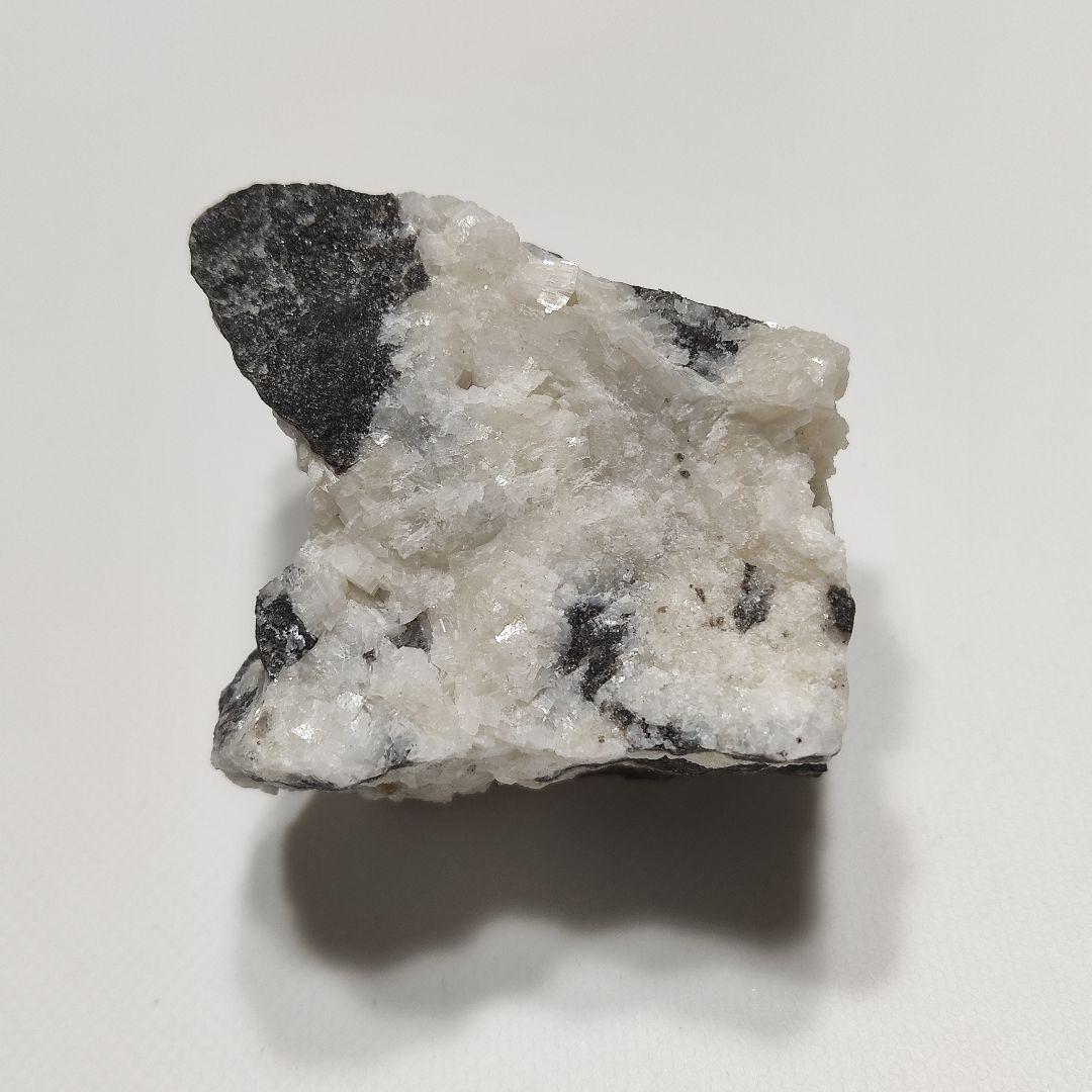 希少！　パワーストーン　シナバー　辰砂　原石　天然石　104g　No.560