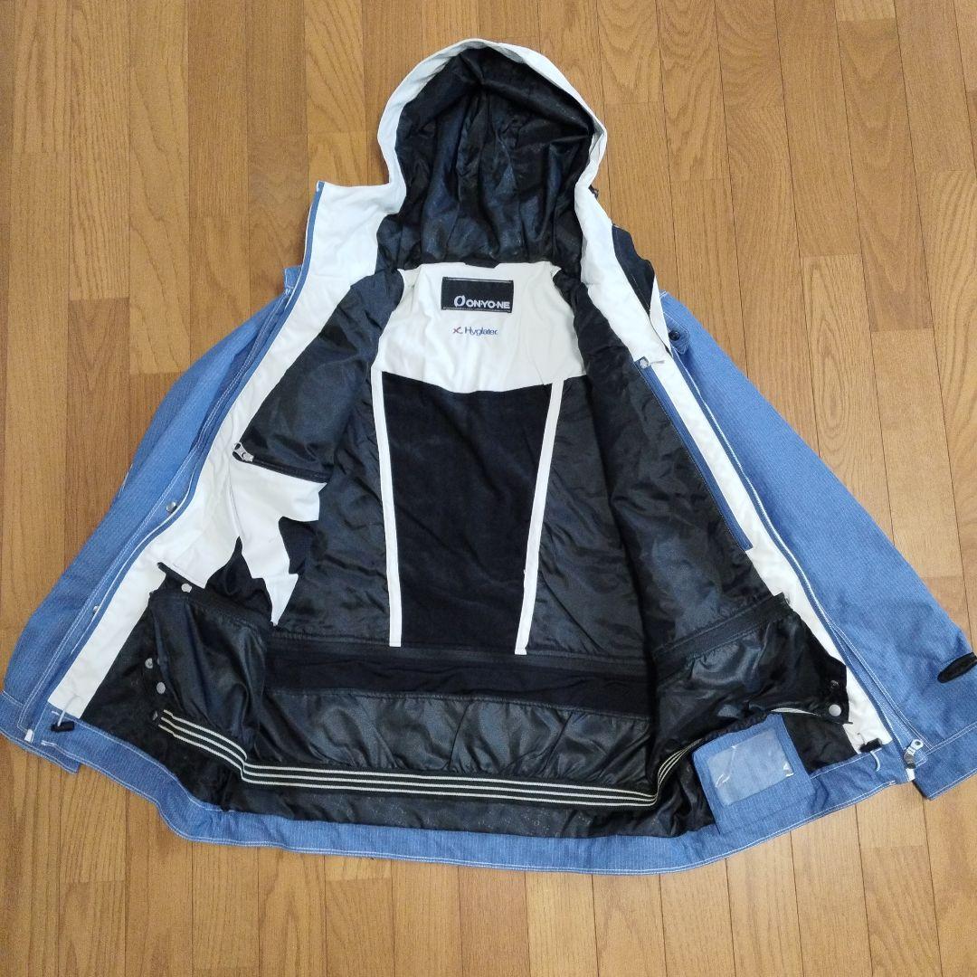【希少・極美品】ONYONE　スキーウェア　L　上下