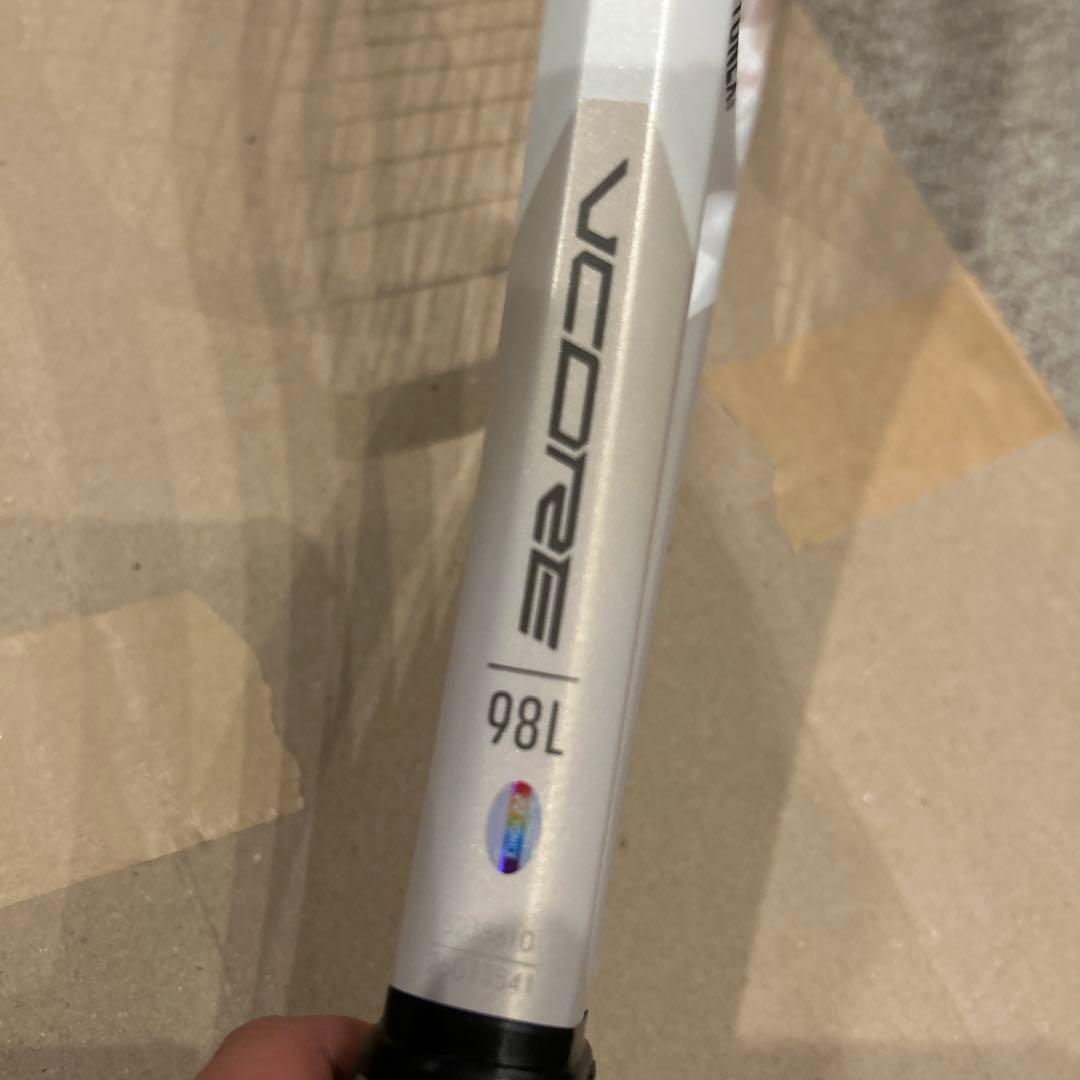 ぽん　ヨネックス　Vコア　98Lサンドベージュ