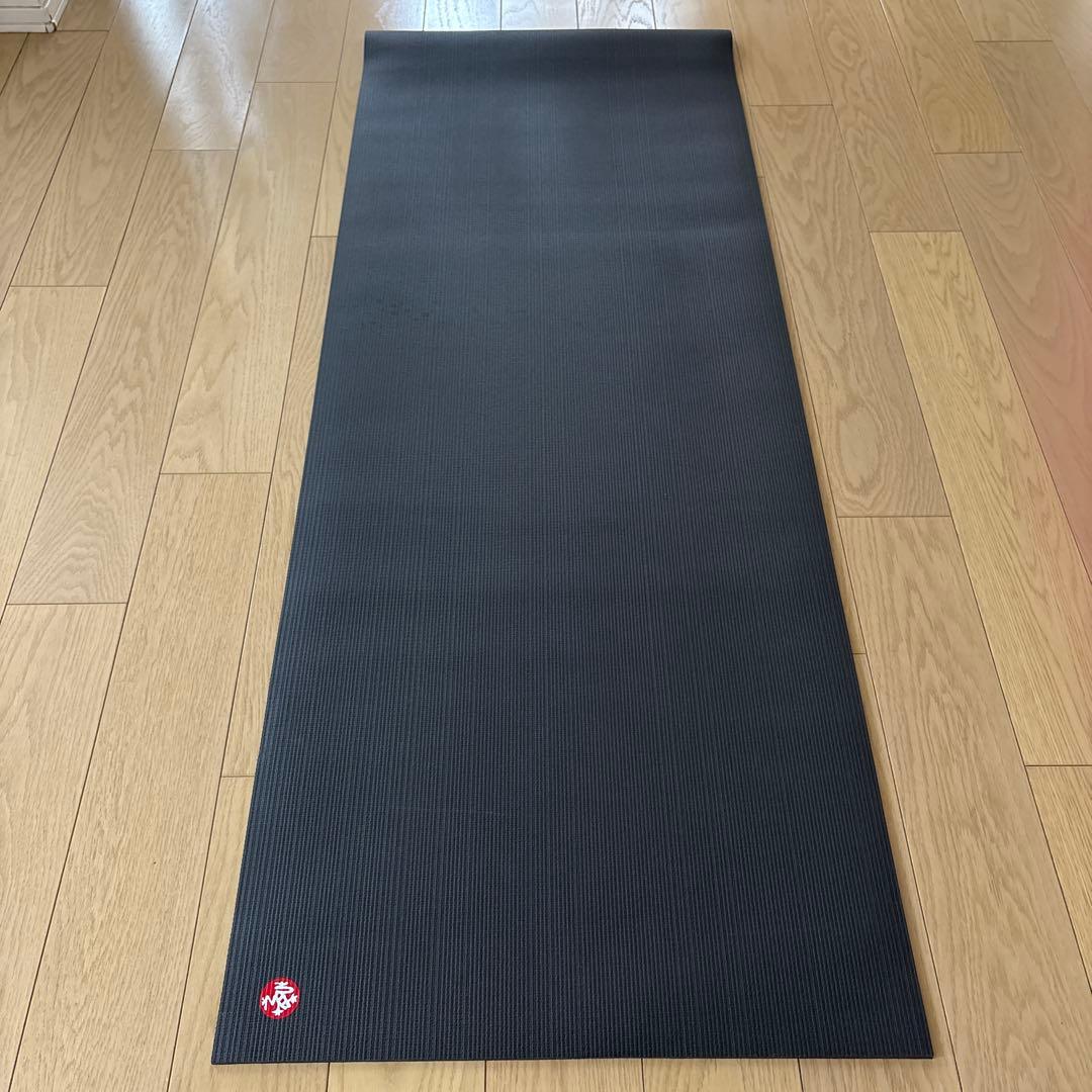 マンドゥカ　プロ　ブラック　ヨガマット