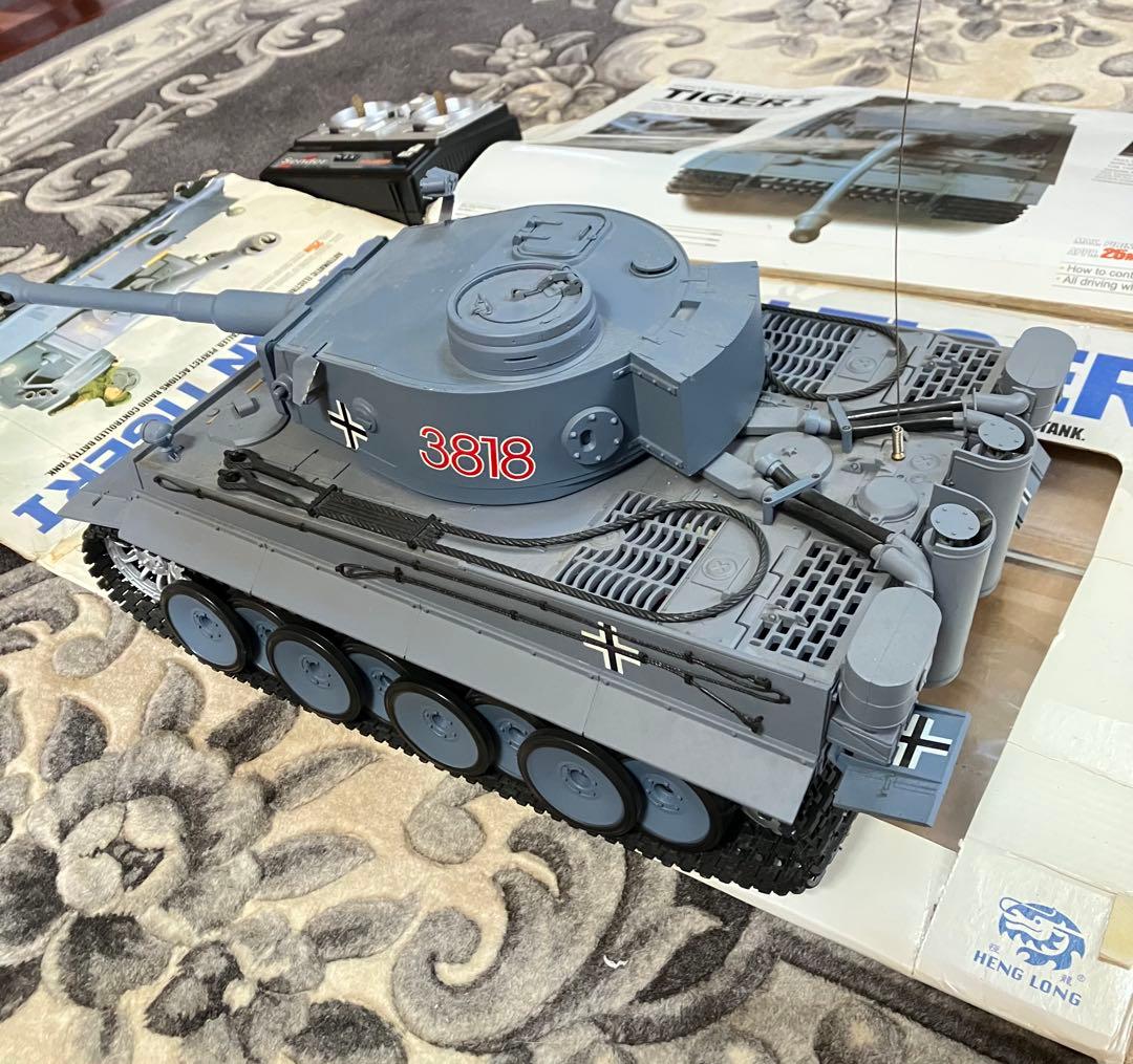 1/16サイズ戦車ラジコン　ジャーマンタイガーI型ヘンロン3818 スモーキング