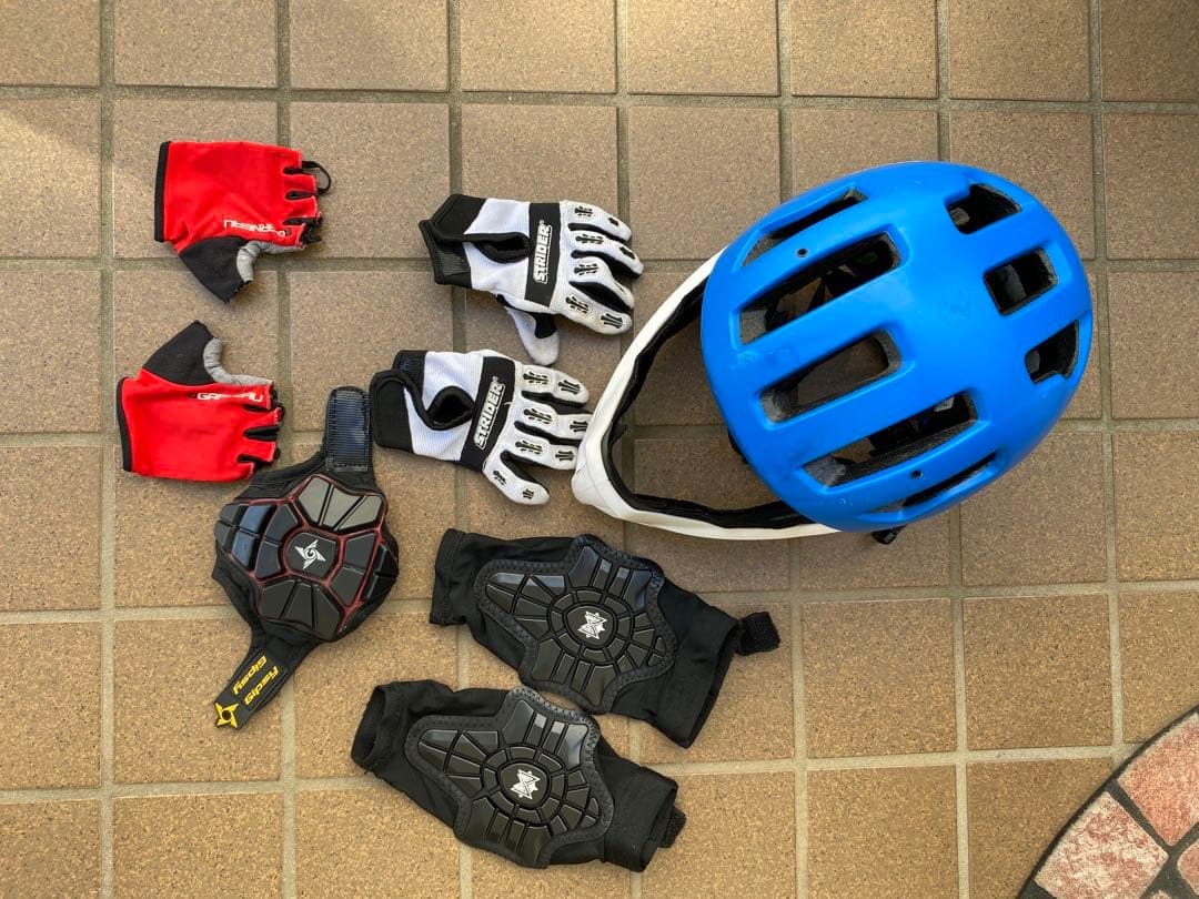 【手渡し限定/埼玉南部】⭐︎ストライダープロ⭐︎ランバイク⭐︎おまけ付き【カスタム】