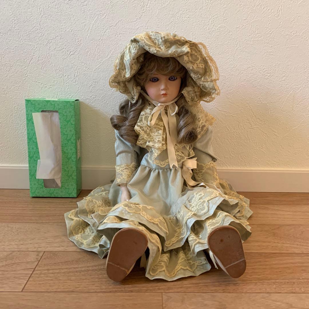 西洋人形 ボンネット付き ドール エメラルドグリーンドレス