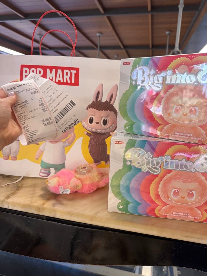 【正規品・未開封】Labubu Big into Energy 6個入り当日発送