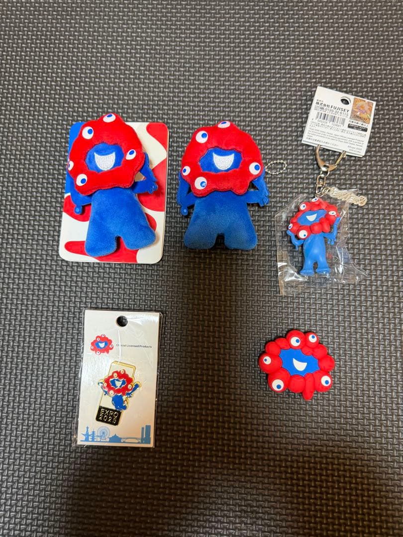 ミャクミャクまとめ売り10点