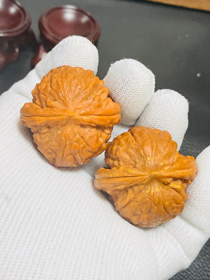 厚揚げNo.404❤️遊ぶクルミ　文玩核桃 希少変異種核鼎