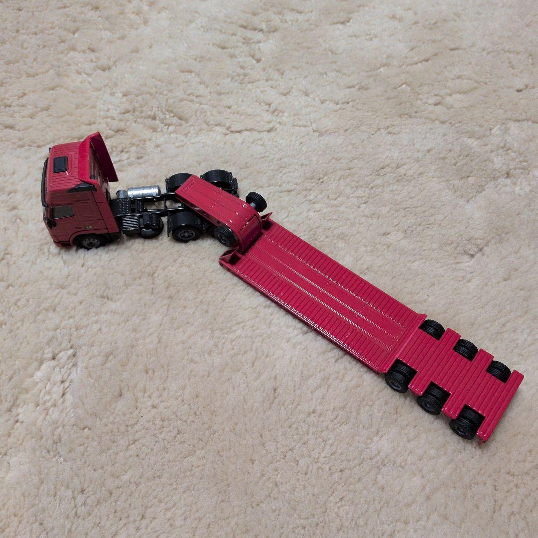 値下げ　ボルボ赤いGlobetrotter XLトレーラー、重機セット　箱なし