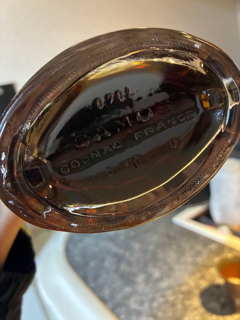 CAMUS Extra コニャック　700ml