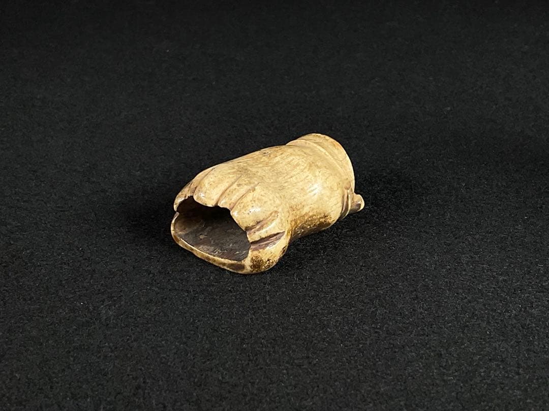 根付　提げ物　仏手柑・人物　２点　鹿角　彫刻