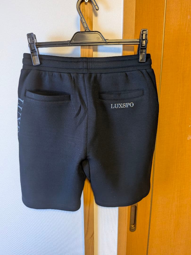 【新品】LUXE AKM PLUS 軽量スウェットバックロゴパーカーセットアップ