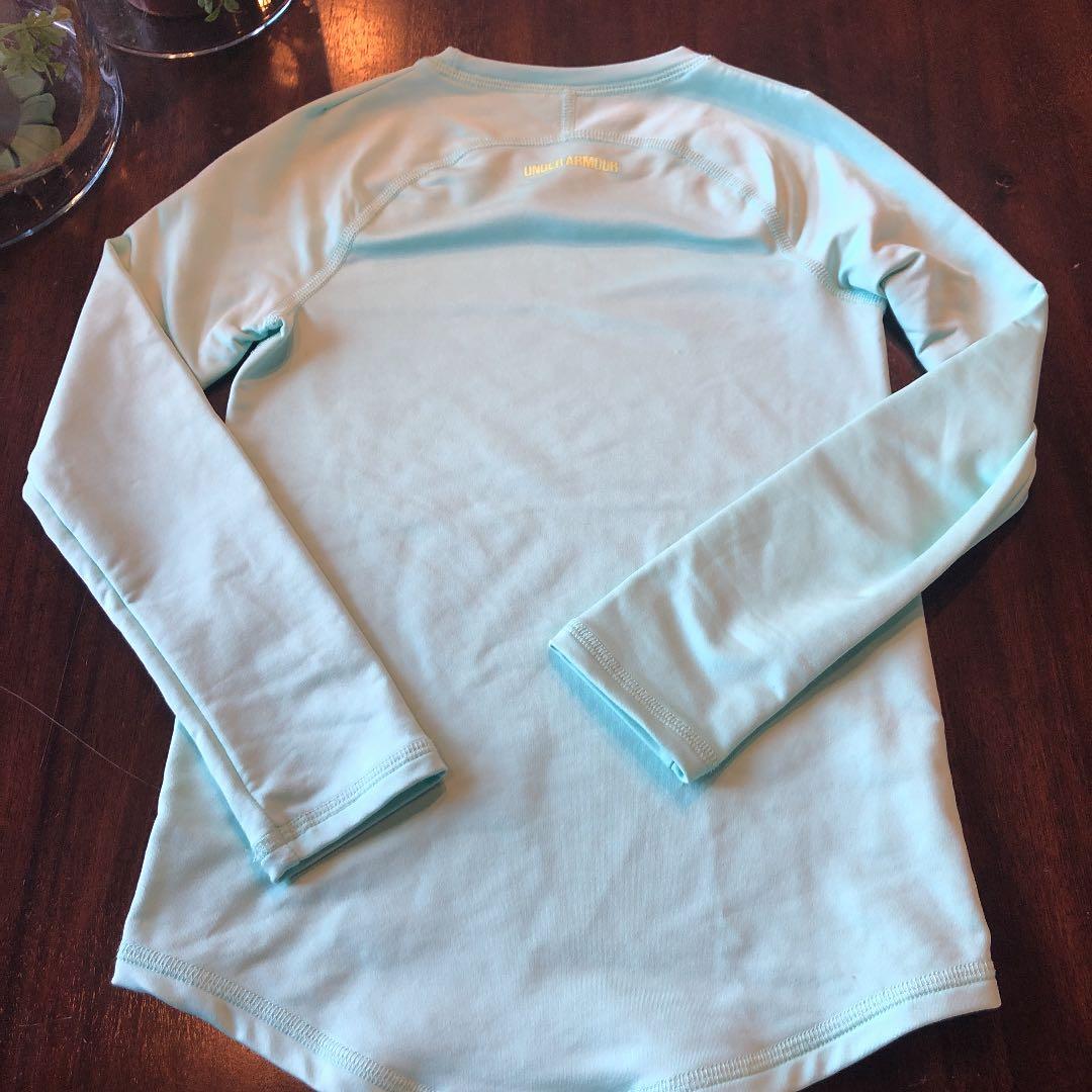 アンダーアーマー　水色　120㎝　女の子