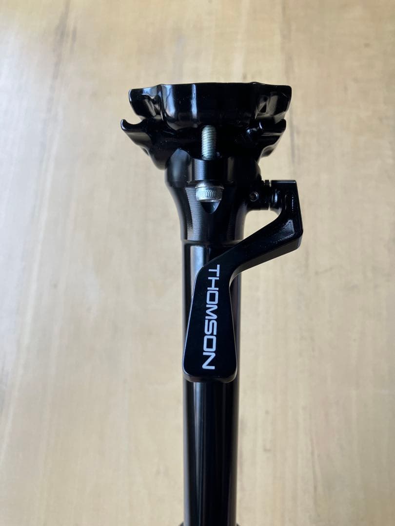 THOMSON ドロッパーポスト レバー付き BLUE LUG