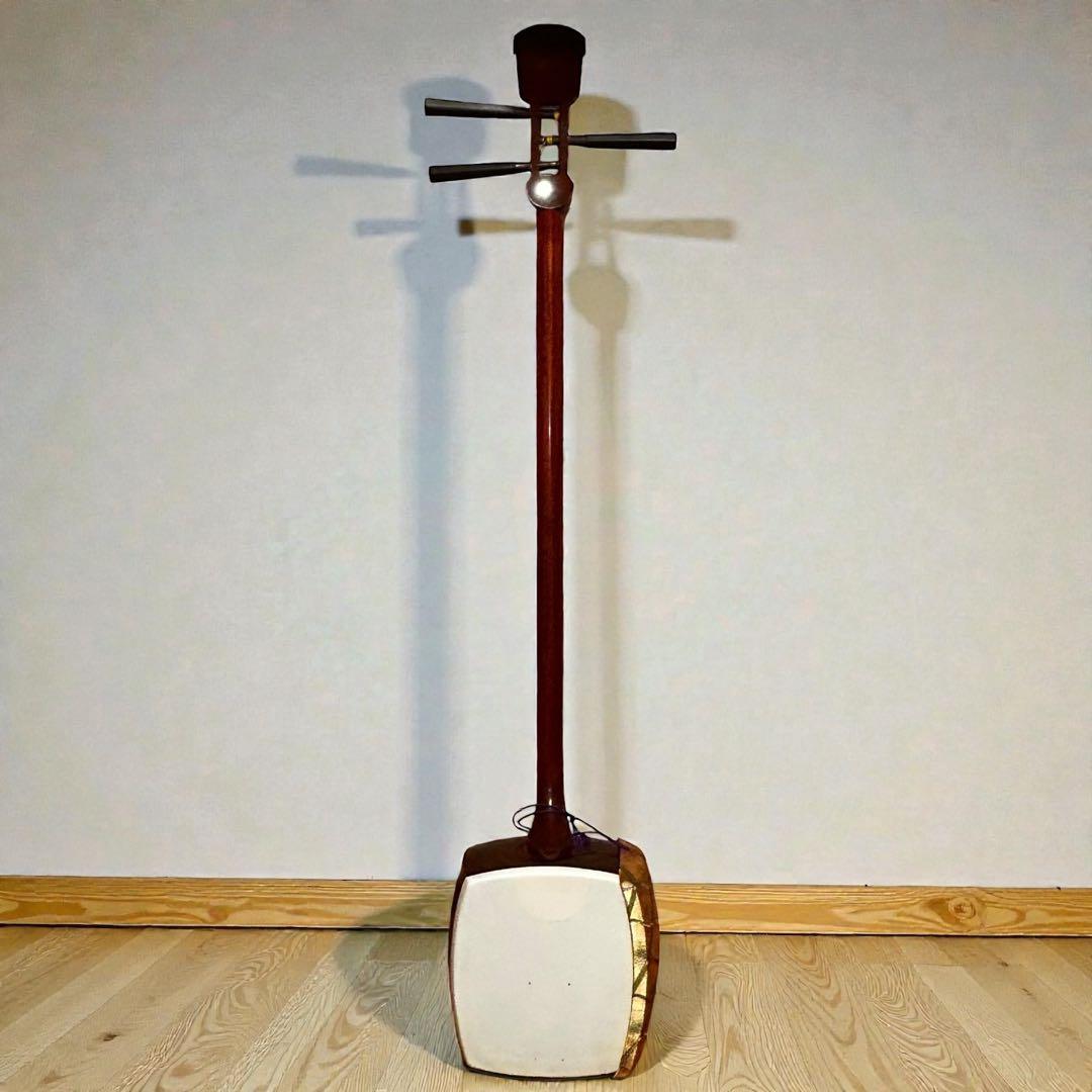 長唄三味線 中棹 硬木棹 木製糸巻・胴掛（五厘大） ハードケース付 現状品