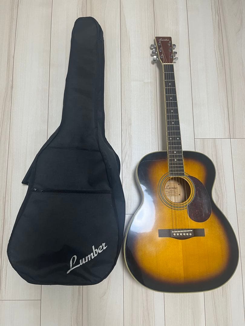 Lumber アコースティックギターとケース