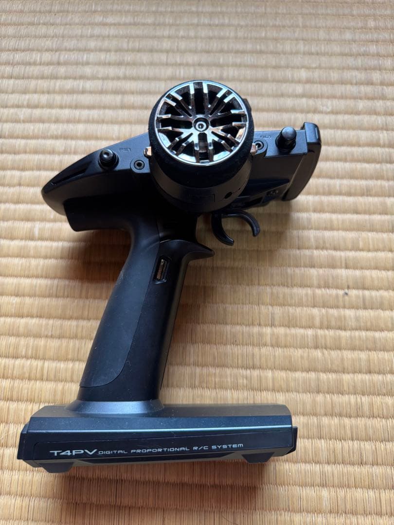 Futaba T4PV デジタルプロポ