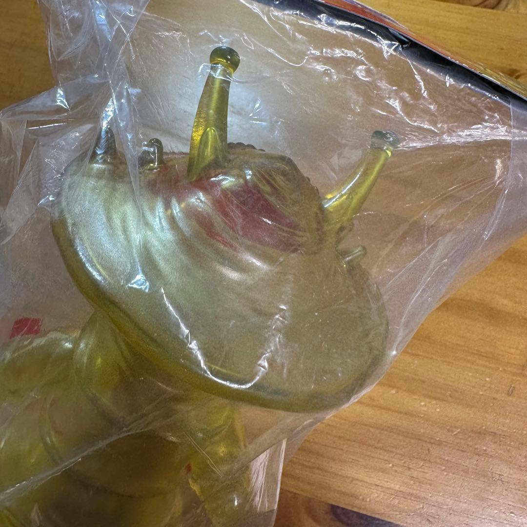 M1号 カネゴン クリアイエロー ソフビ 6038