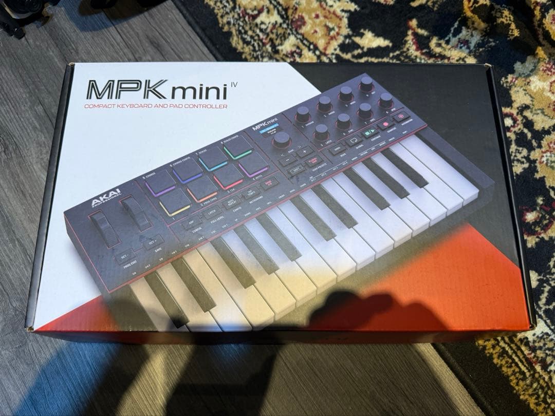 本日24時まで値引きAkai MPK Mini IV MIDIキーボード
