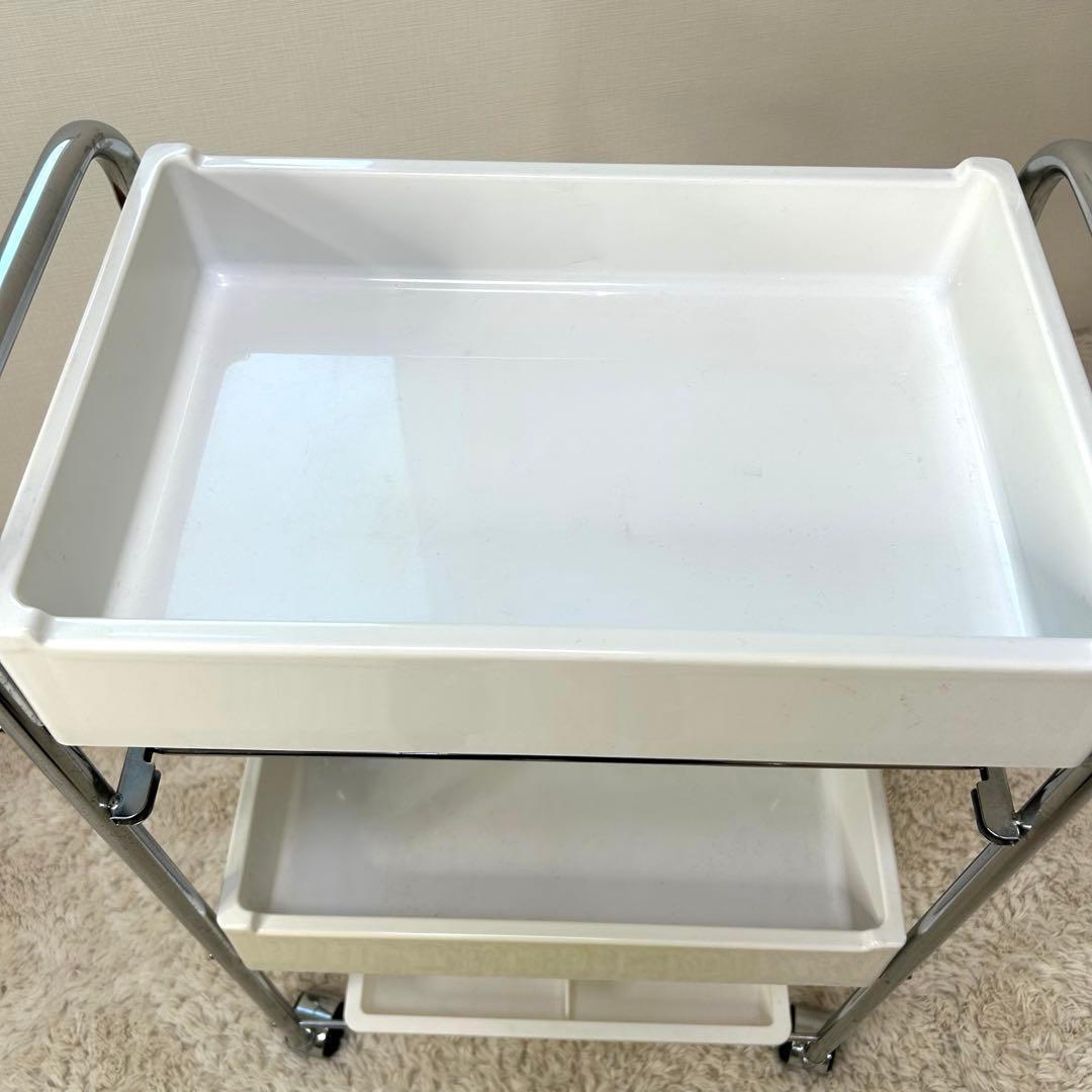 タカラベルモント サロンワゴン 4段 キャスター 美容室 カート 美容ワゴン 白