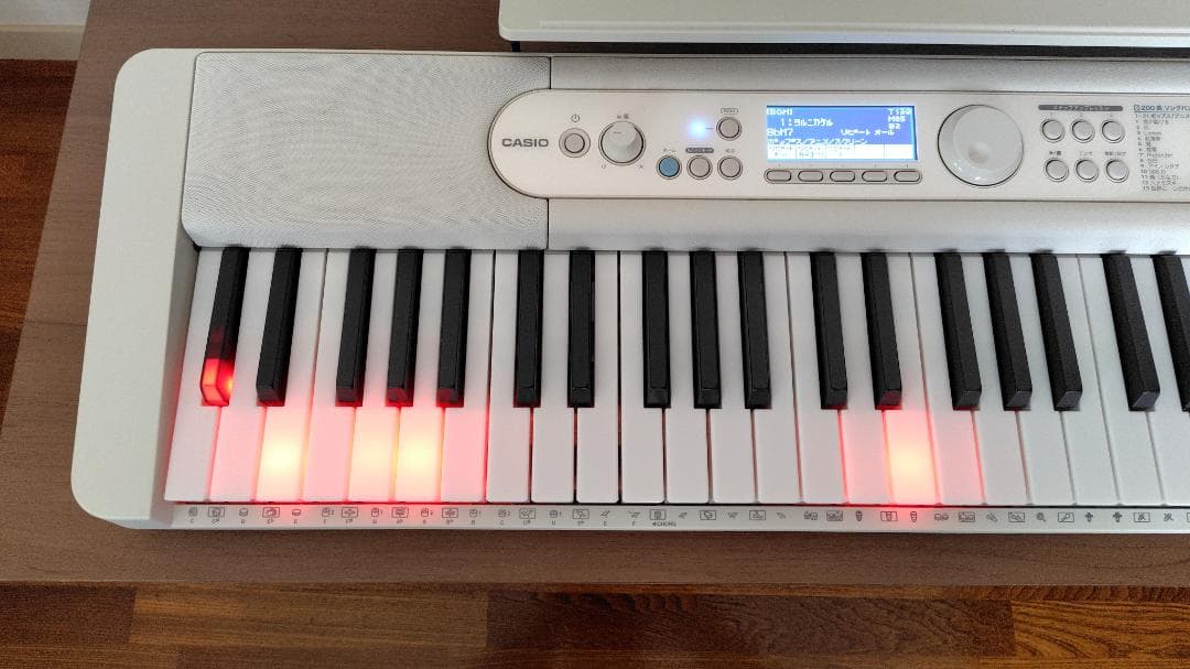 【CASIO カシオ】光ナビゲーションキーボード LK-520 美品！