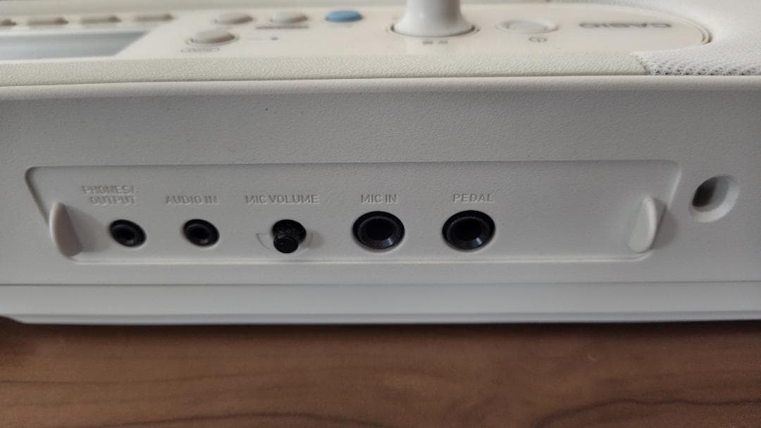 【CASIO カシオ】光ナビゲーションキーボード LK-520 美品！