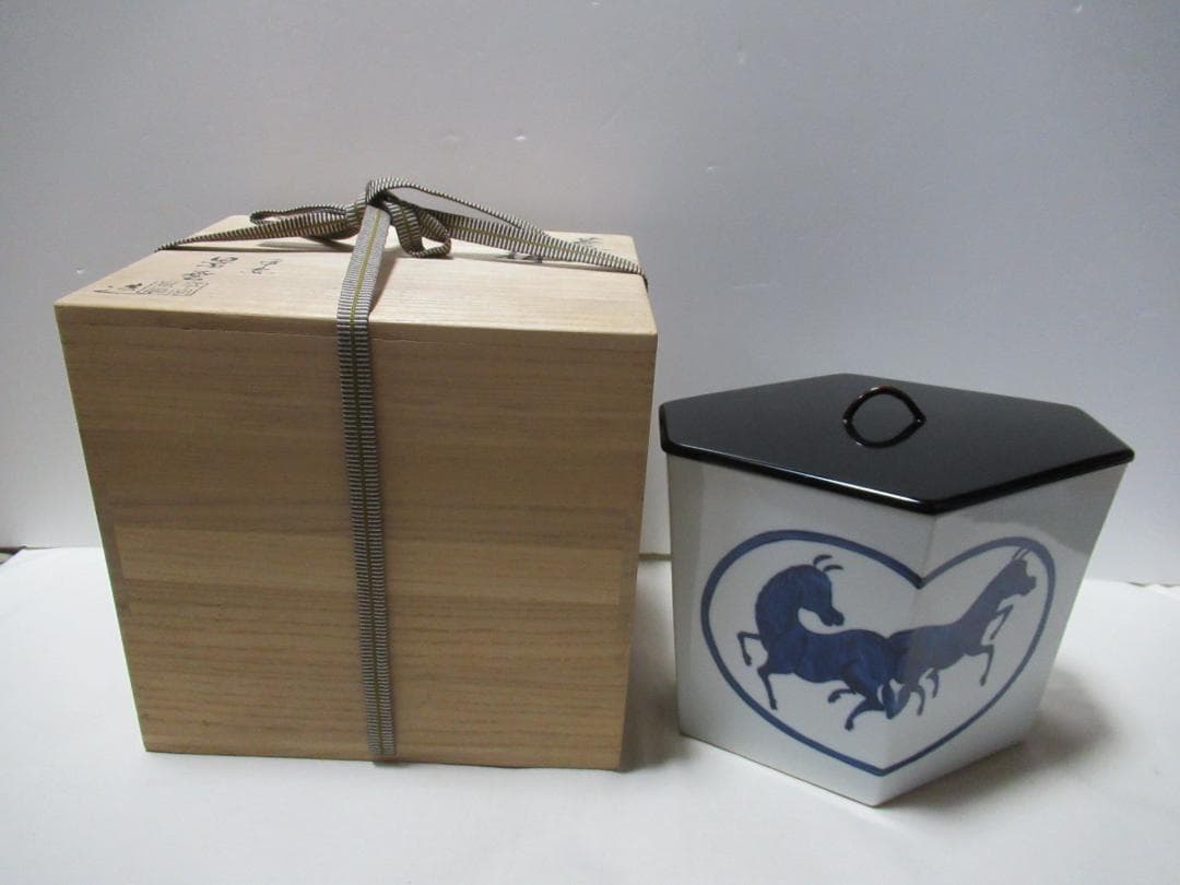 茶道　平安　景雲造　菱馬　水指　共箱