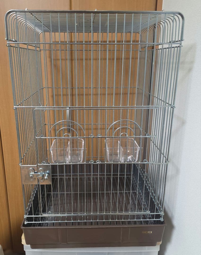 オウム用中型 鳥かご 金属製 餌入れ2個付き