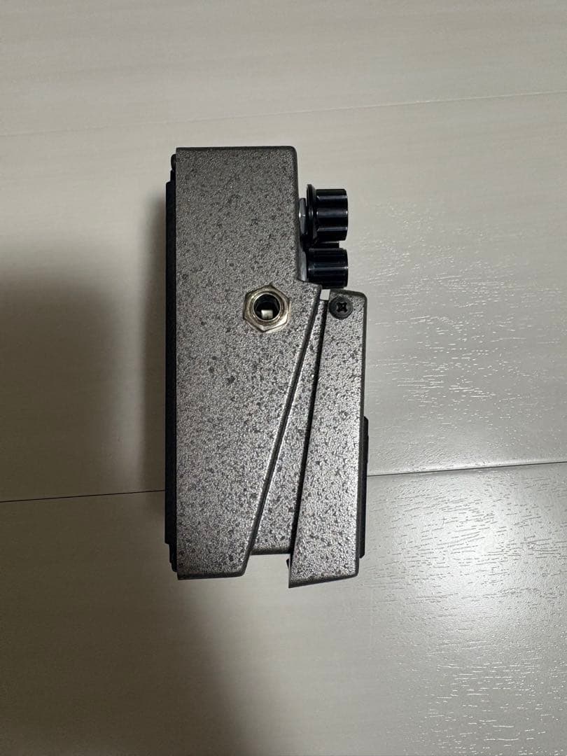 BOSS Fuzz FZ-1W ギターエフェクター