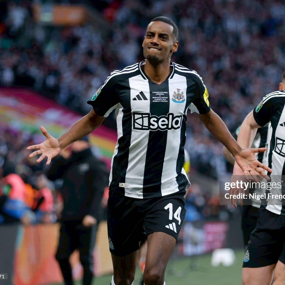 ニューカッスル 24/25 オーセンティック カラバオ決勝仕様 イサク