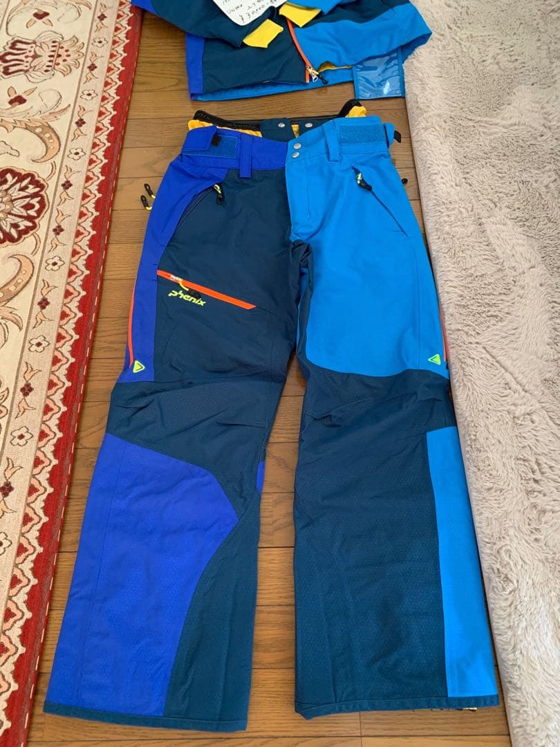 Phenix 男女兼用スキーウェアセット (ジャケット+パンツ)