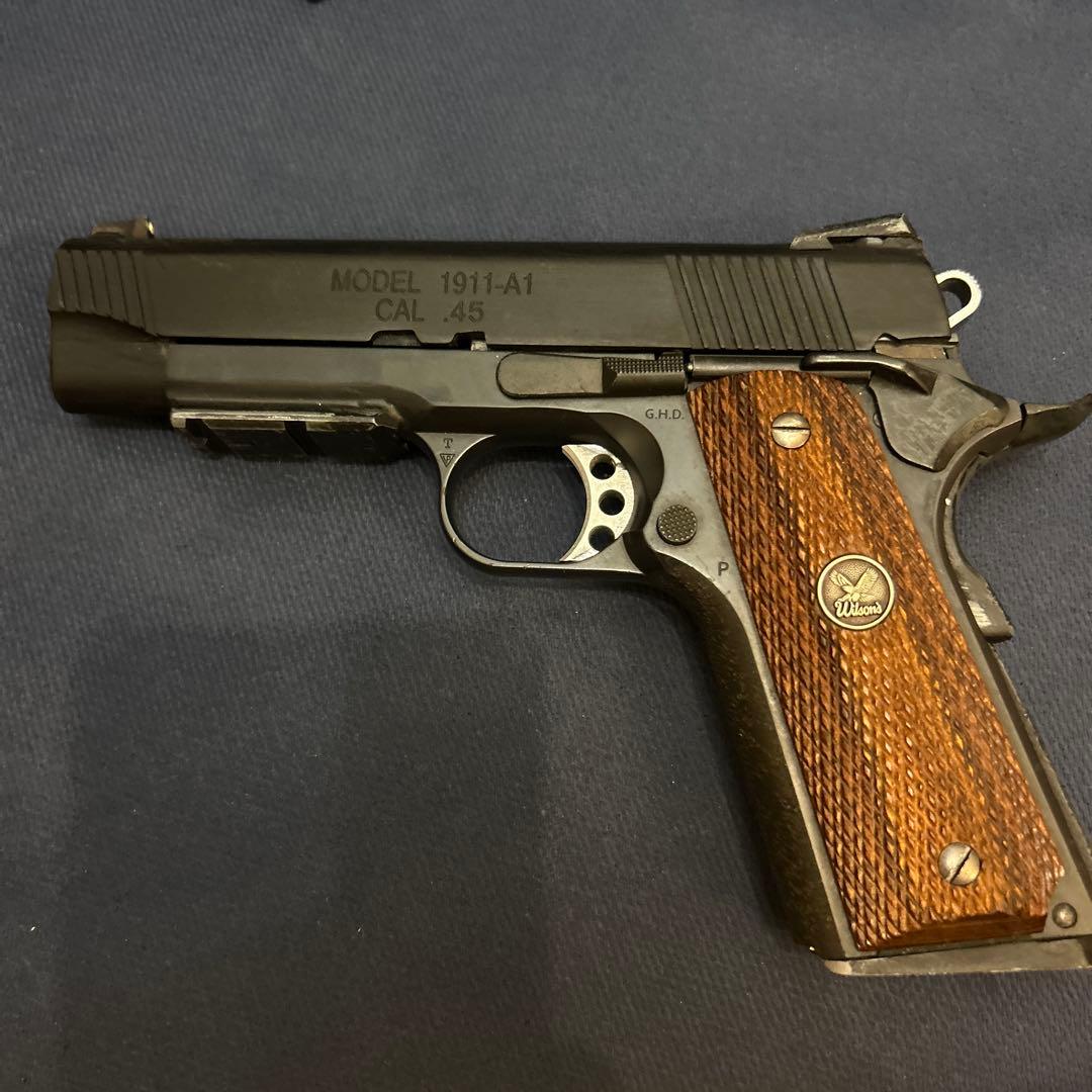 東京マルイ コルト ガバメント　スプリングフィールドカスタム　ガスブローバック