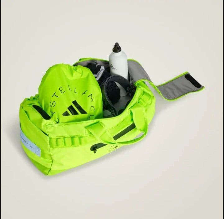 adidas by Stella McCartneyアディダスバイステラマッカー