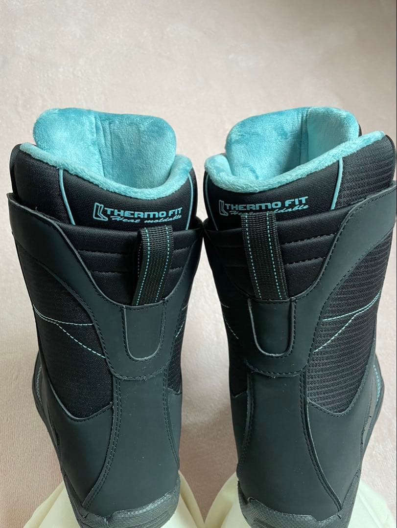 24-25 年モデル　thermo fit スノーボードブーツ