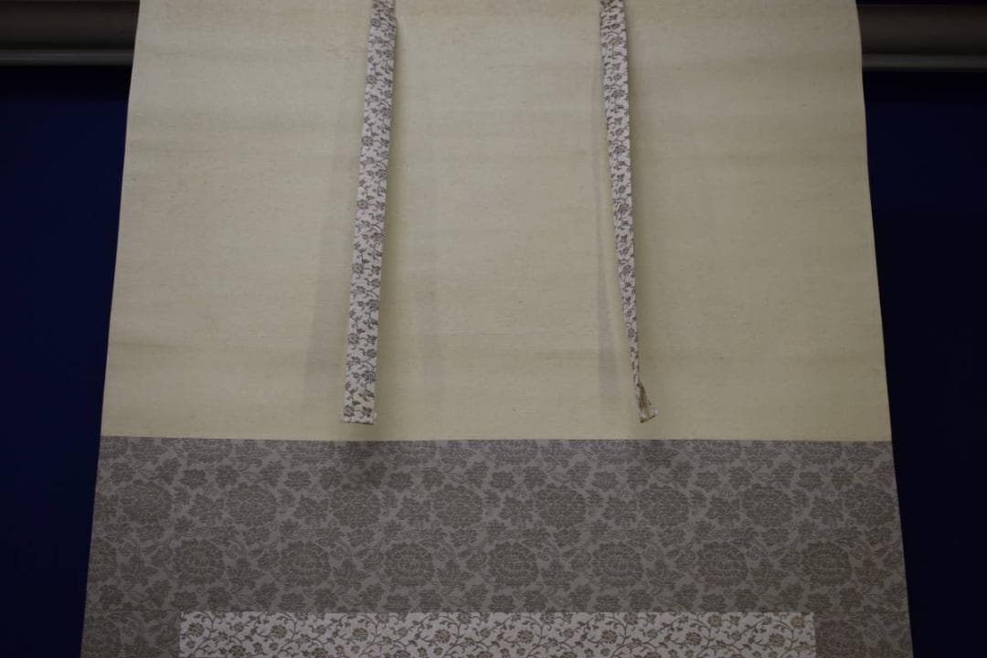 真作/堀江春斎/彩色山水図/桐共箱二重箱付/布袋屋掛軸HI-272