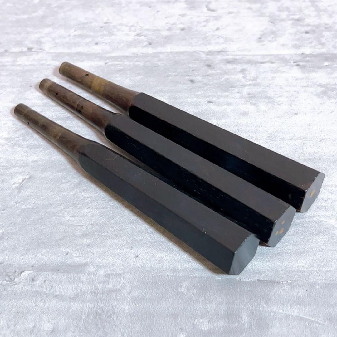 高級三味線　K9刻印入り　細棹　紅木　トチ　金細　二本溝　子持ち綾杉胴　東さわり