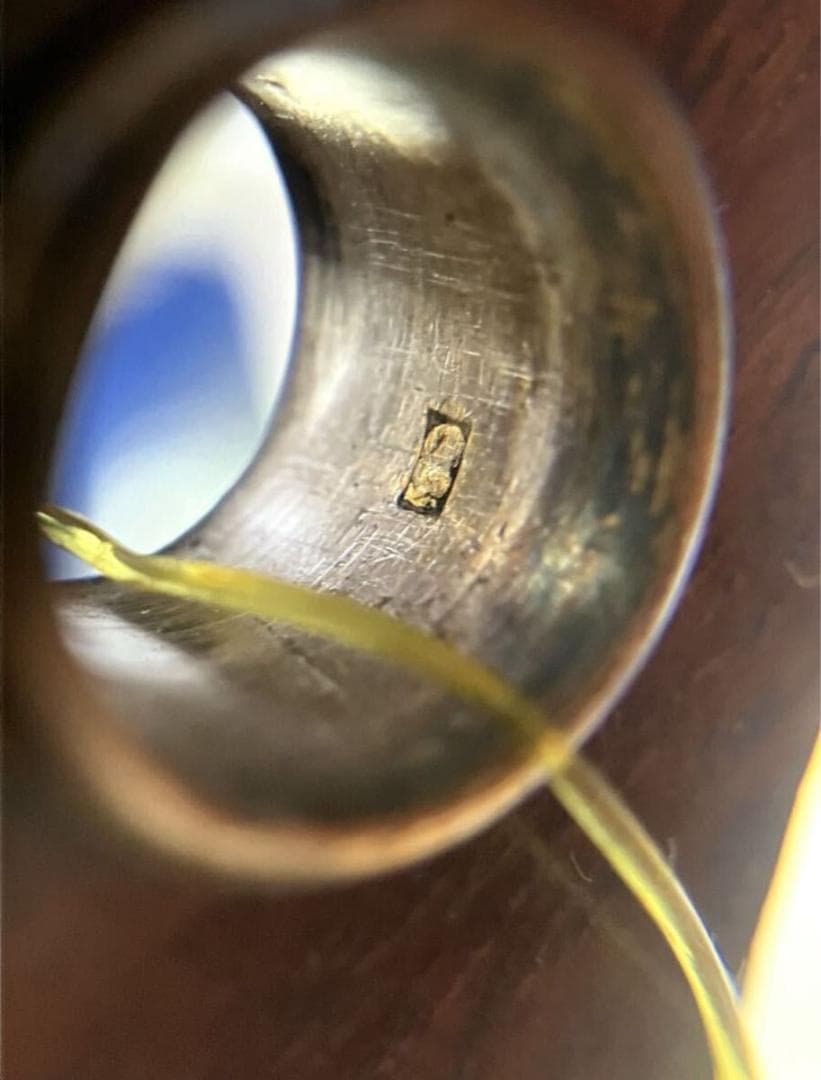 高級三味線　K9刻印入り　細棹　紅木　トチ　金細　二本溝　子持ち綾杉胴　東さわり