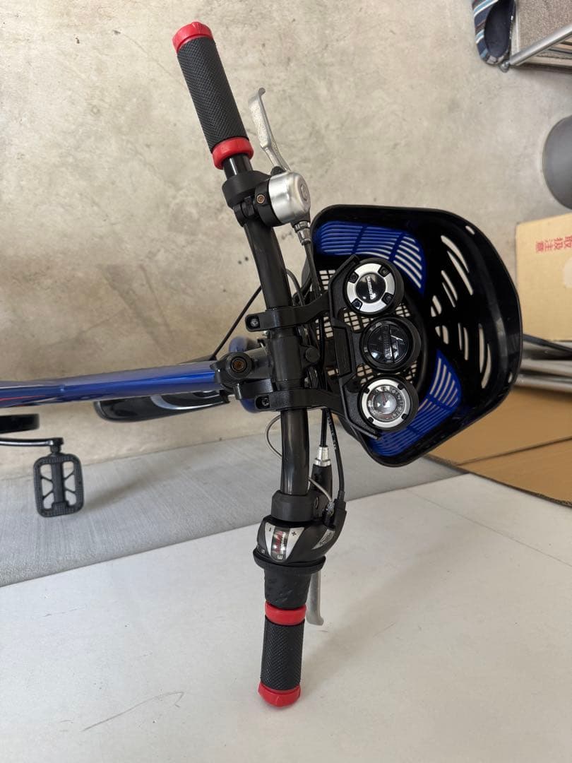 埼玉県北部取引限定 ブリヂストン EX26 ブルー&ブラック 22インチ