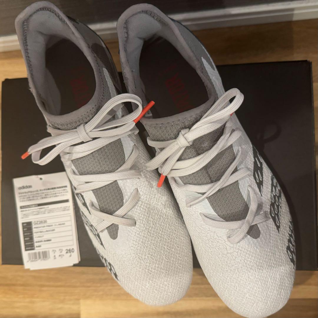 新品未使用【adidas predator サッカーシューズ 26cm】