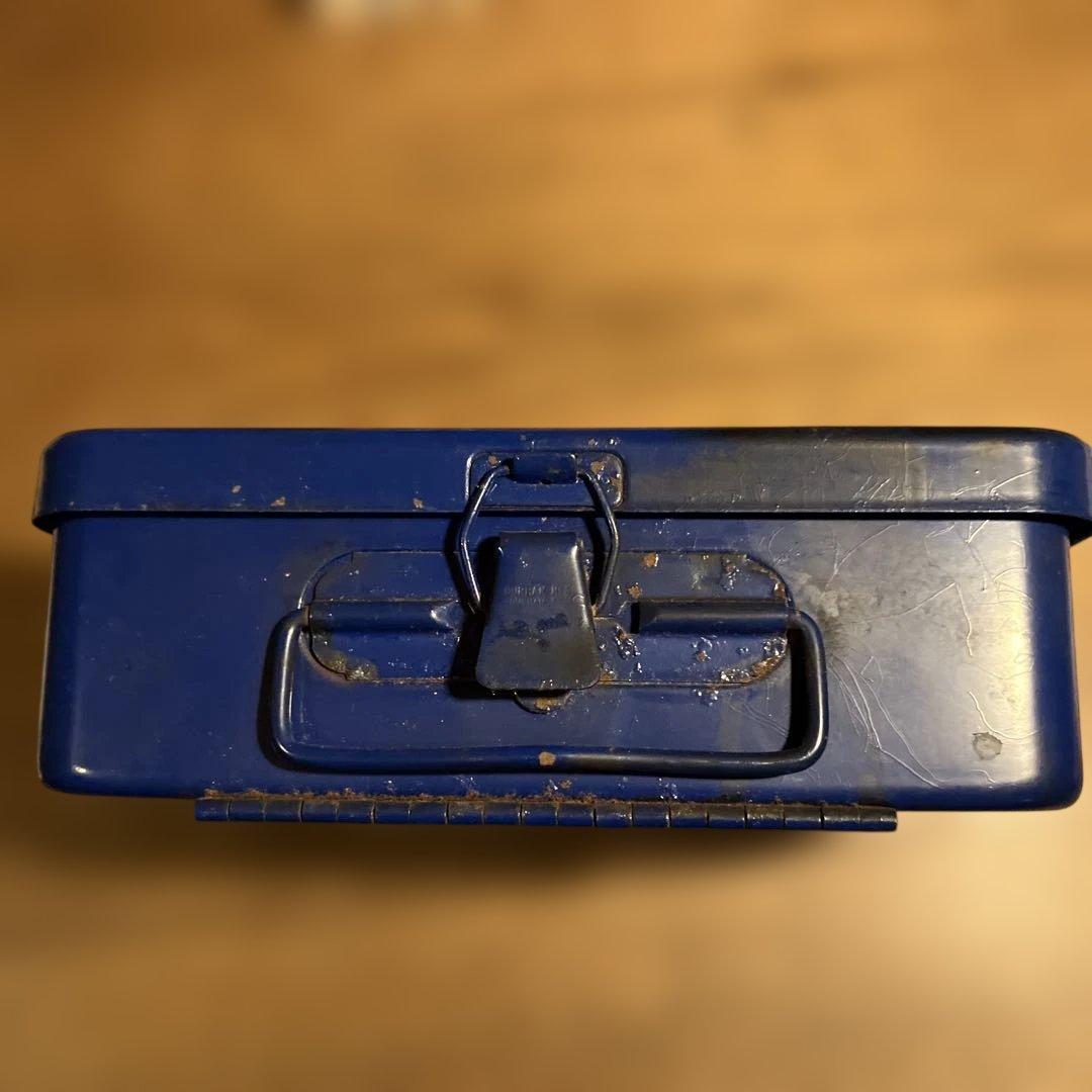 ビンテージJohnson&Johnson FIRST AID 8171 金属缶